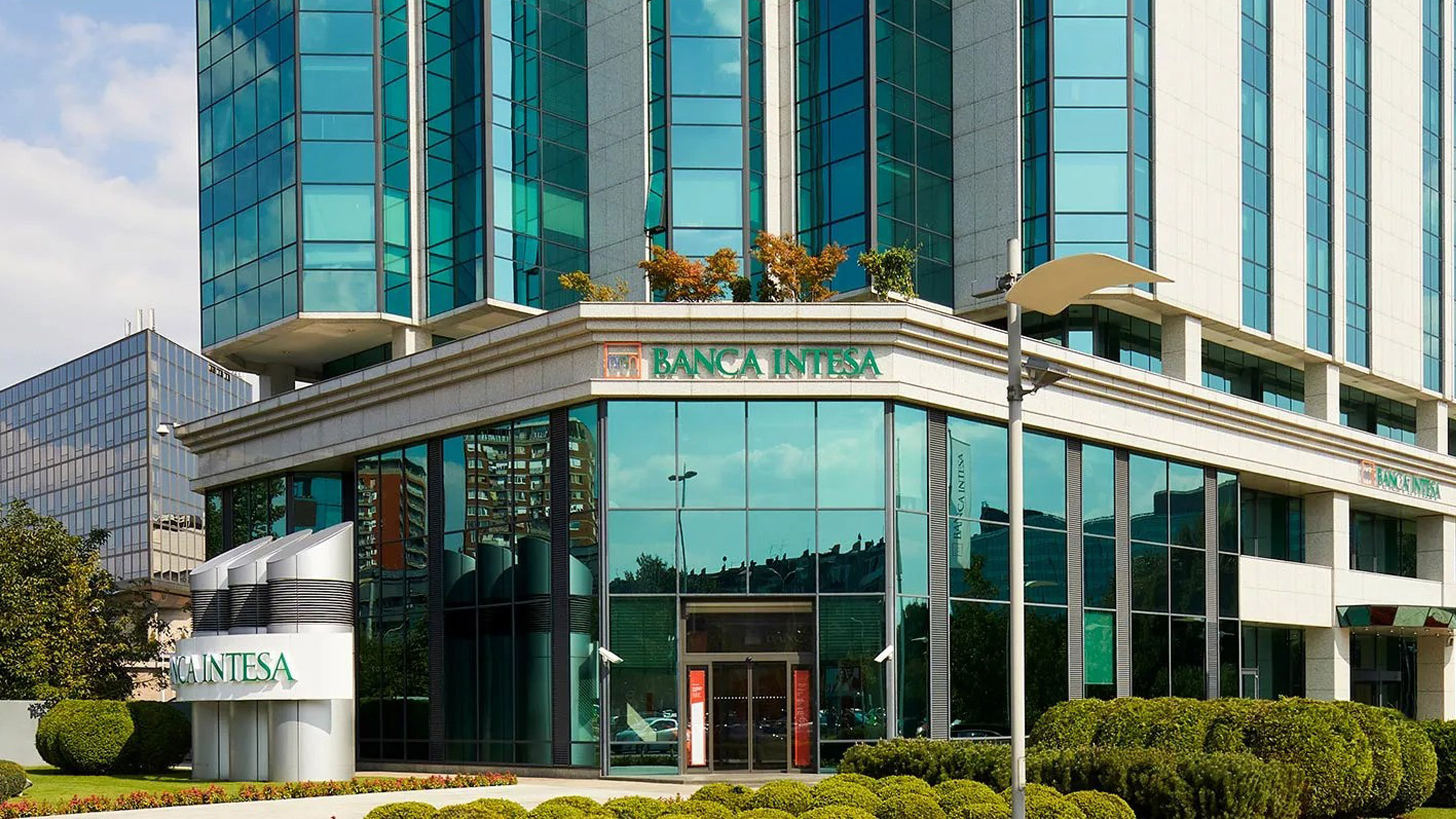 Banca Intesa housing loan video meeting